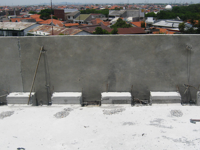 Parapet 1