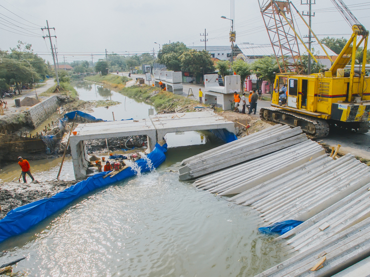 JEMBATAN KLOPOSEPULUH SIDOARJO