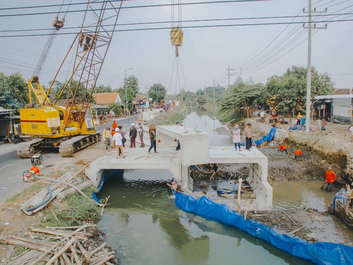 JEMBATAN KLOPOSEPULUH SIDOARJO