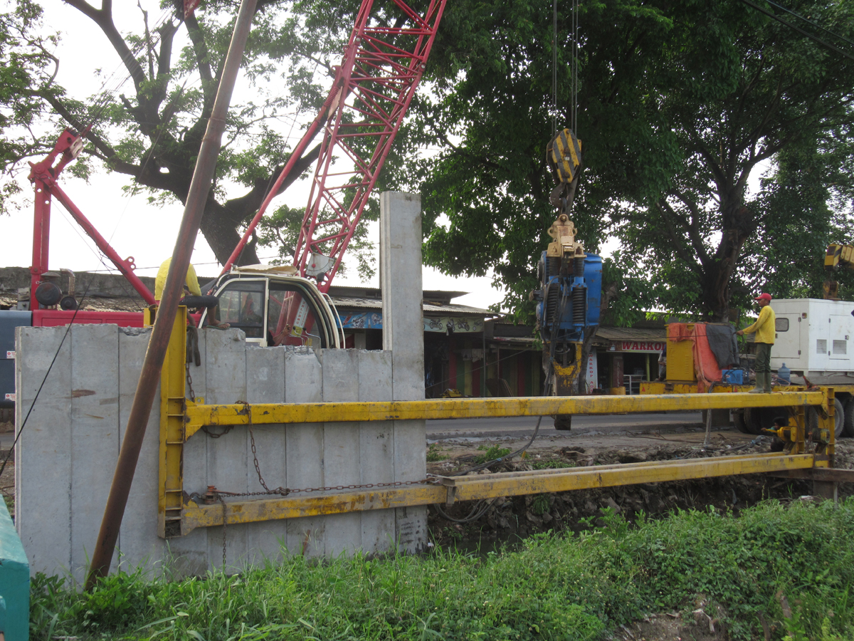 KREMBUNG - PORONG FLAT SHEET PILE