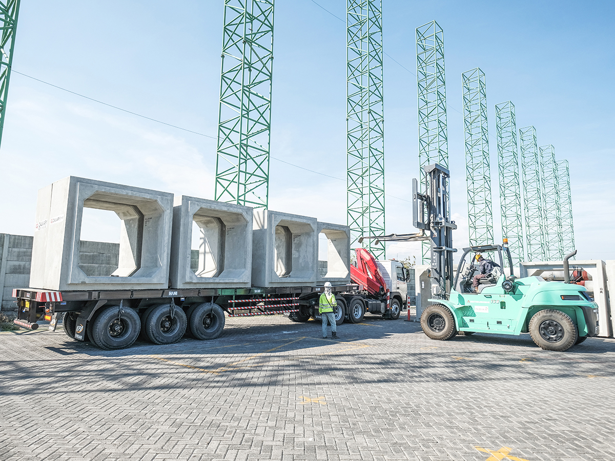 Tangguh LNG Expansion Tree Harvesting & Site Preparation Papua (Franco Maspion Port - Gresik)