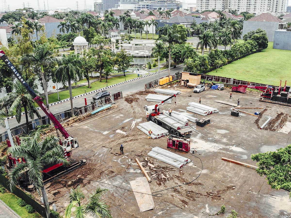 MOB & Pile Pakuwon Indah
