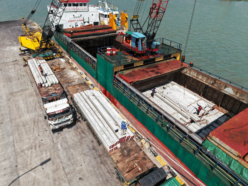 Delivery To Aceh Pile 
