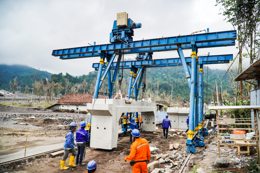 DOUBLE U-BOX 8 METERS LUMAJANG