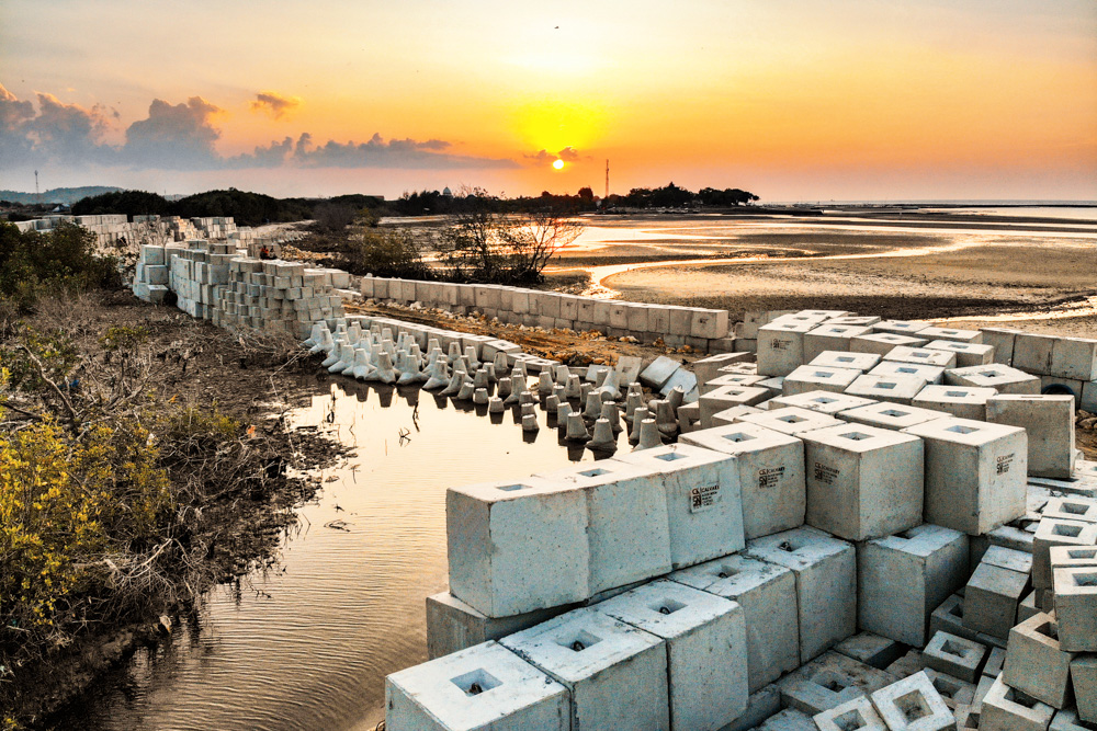 BLOCK BETON & TETRAPOD BANGKALAN