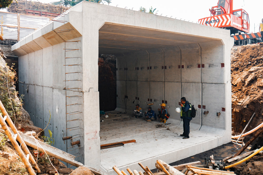 DOUBLE U-BOX 6 METERS LUMAJANG