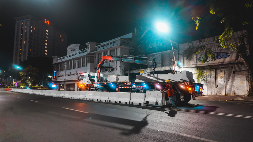 BARRIER SURABAYA