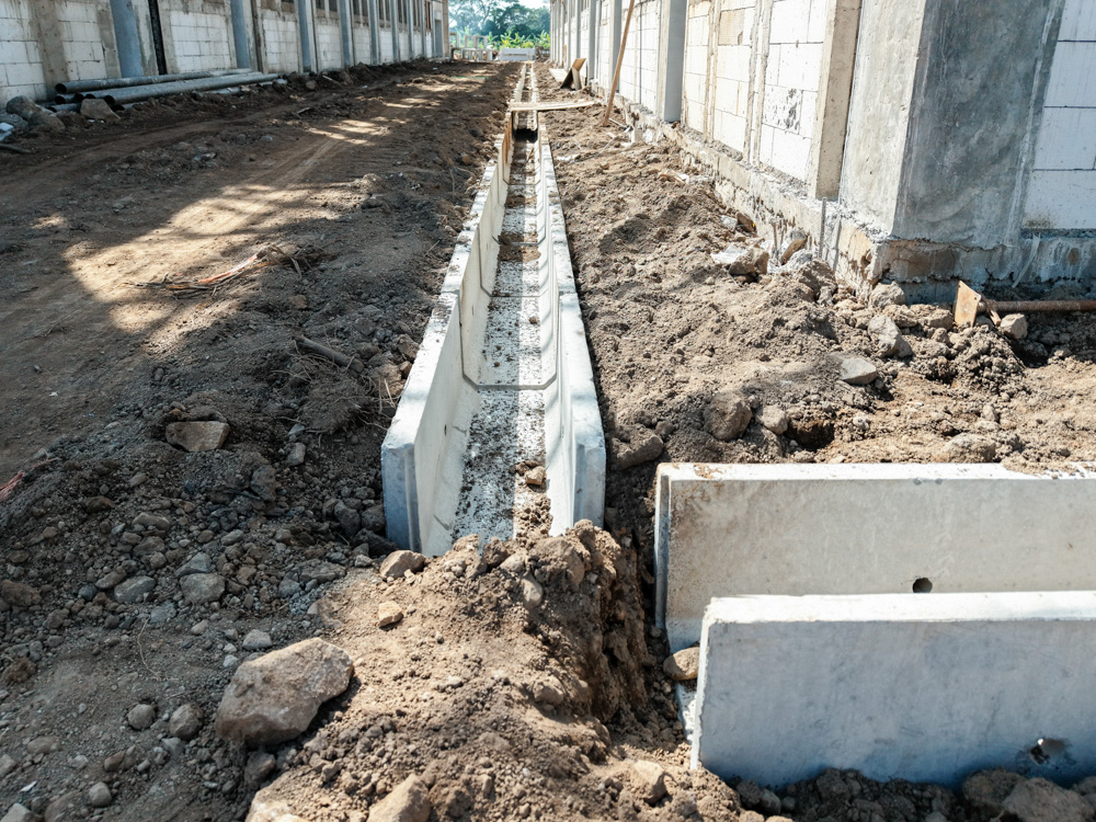 U-DITCH & COVER SEKOLAH RAKYAT INDONESIA