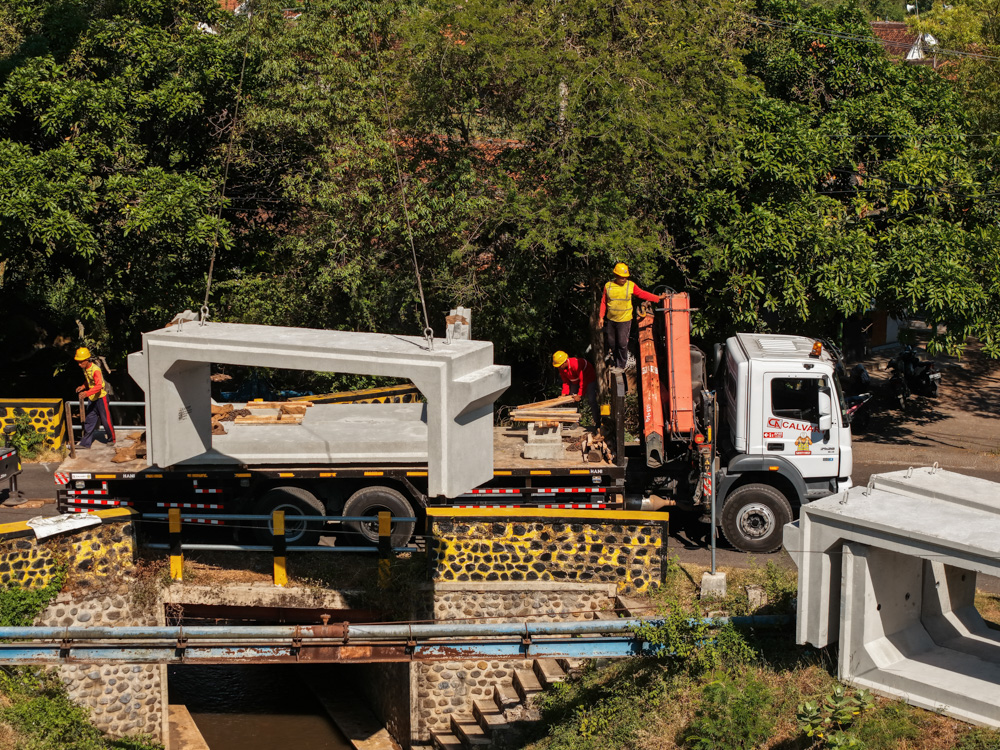 DOUBLE U-BOX 4 METERS PROBOLINGGO