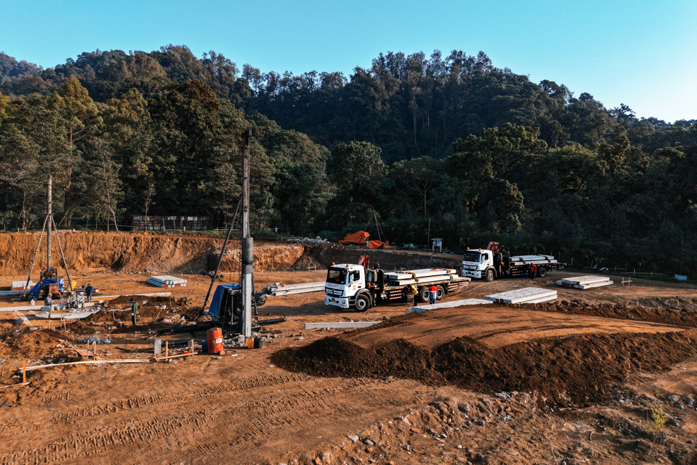 PILE 6 METERS BATU